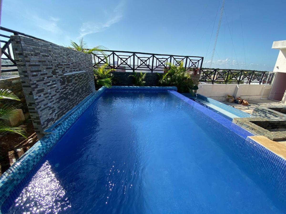 Suites La Roca By R&T Канкун Экстерьер фото